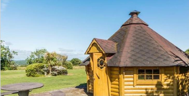Corthna Lodge Schull Eksteriør bilde