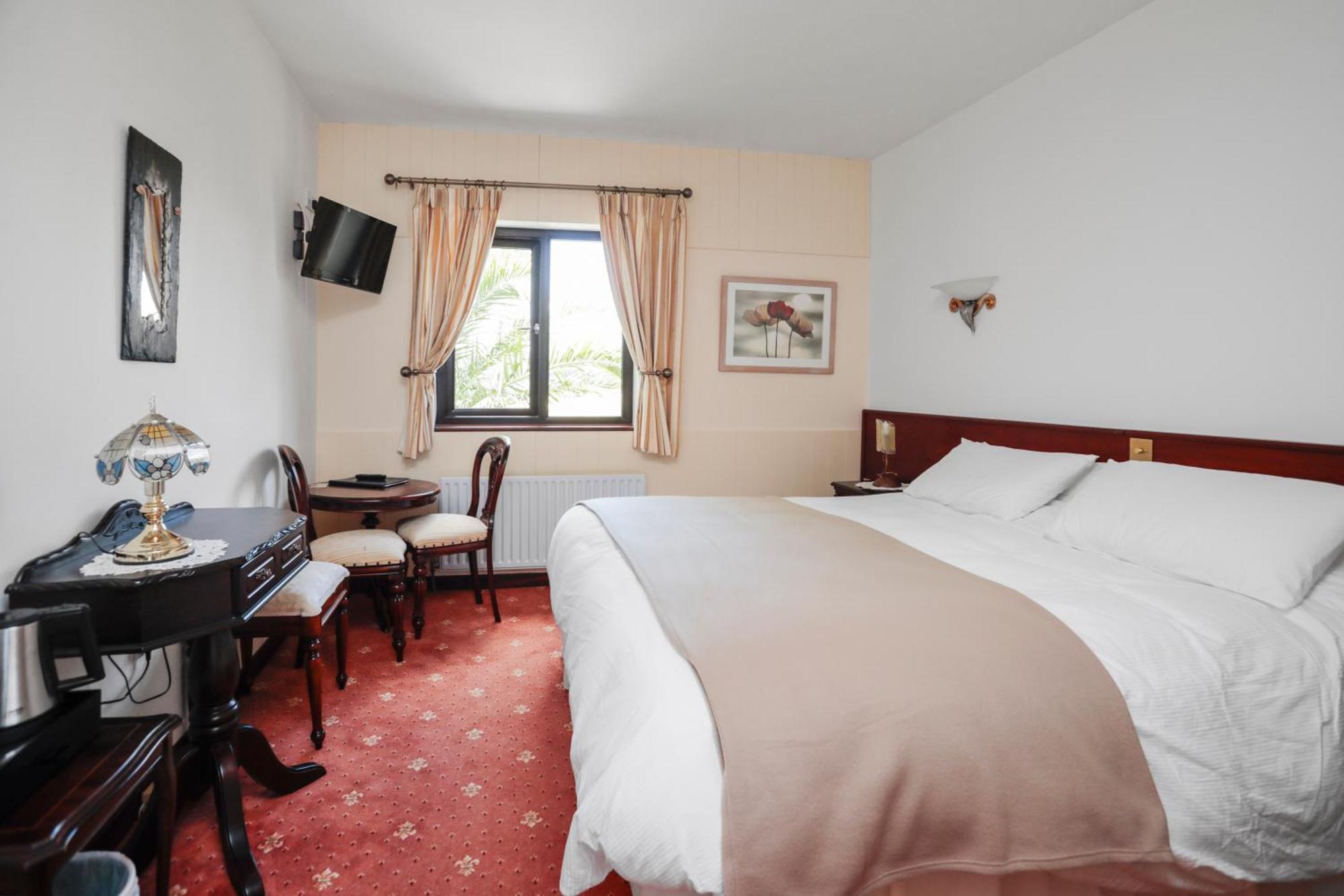 Corthna Lodge Schull Eksteriør bilde