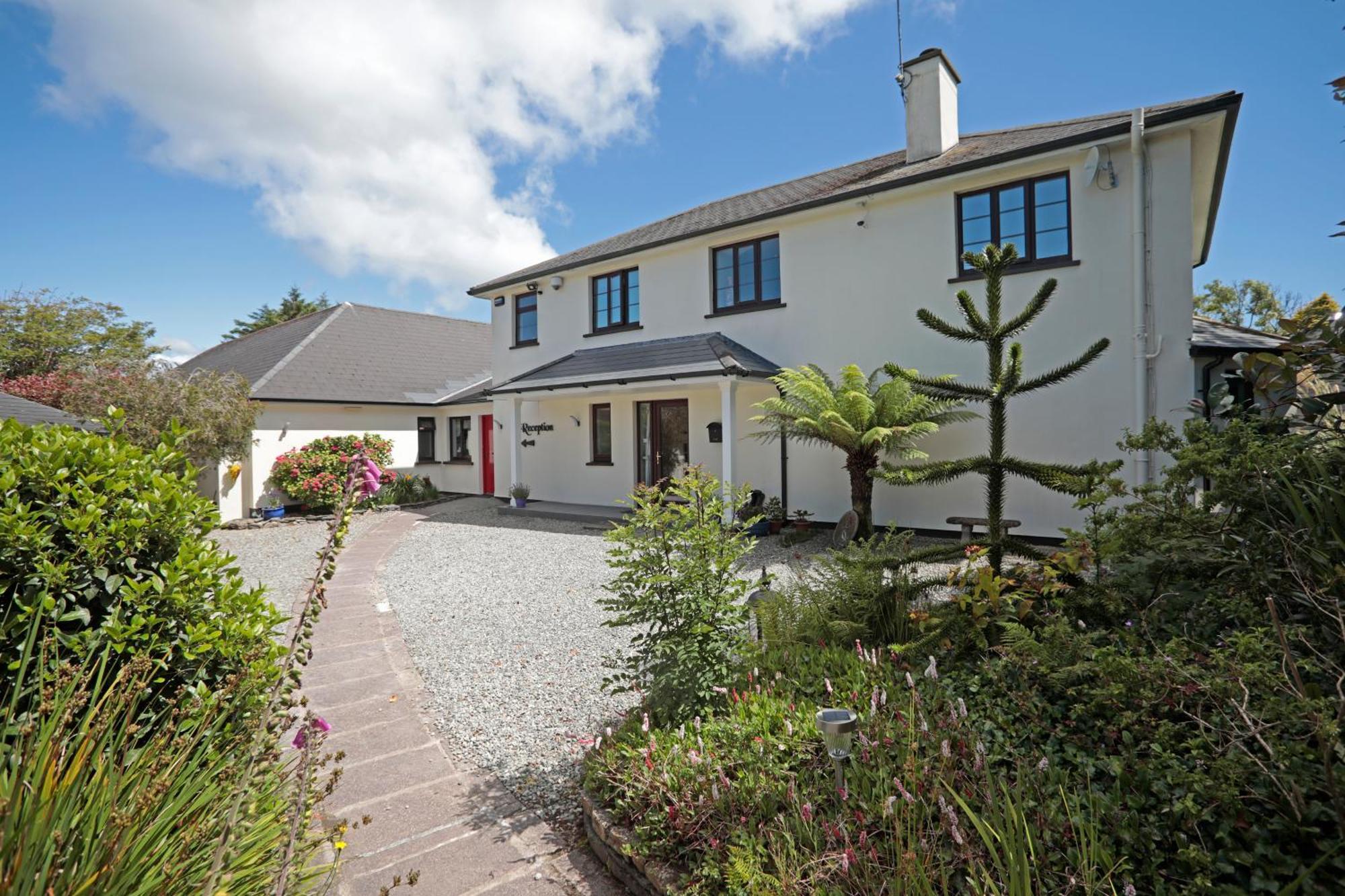 Corthna Lodge Schull Eksteriør bilde